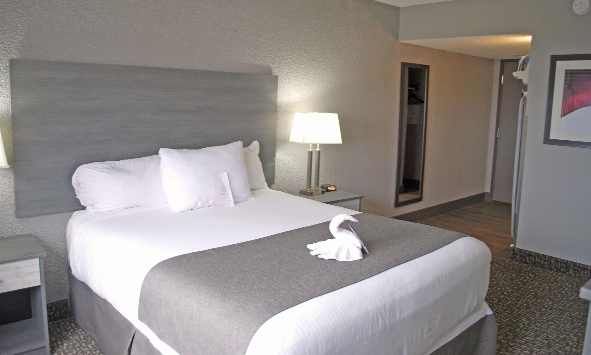 Ramada By Wyndham Edmonton Yellowhead Nw Luaran gambar