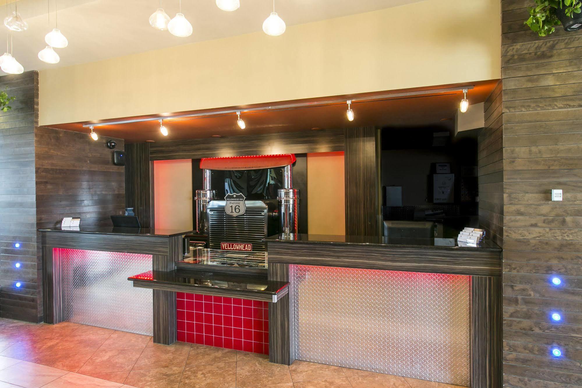 Ramada By Wyndham Edmonton Yellowhead Nw Luaran gambar