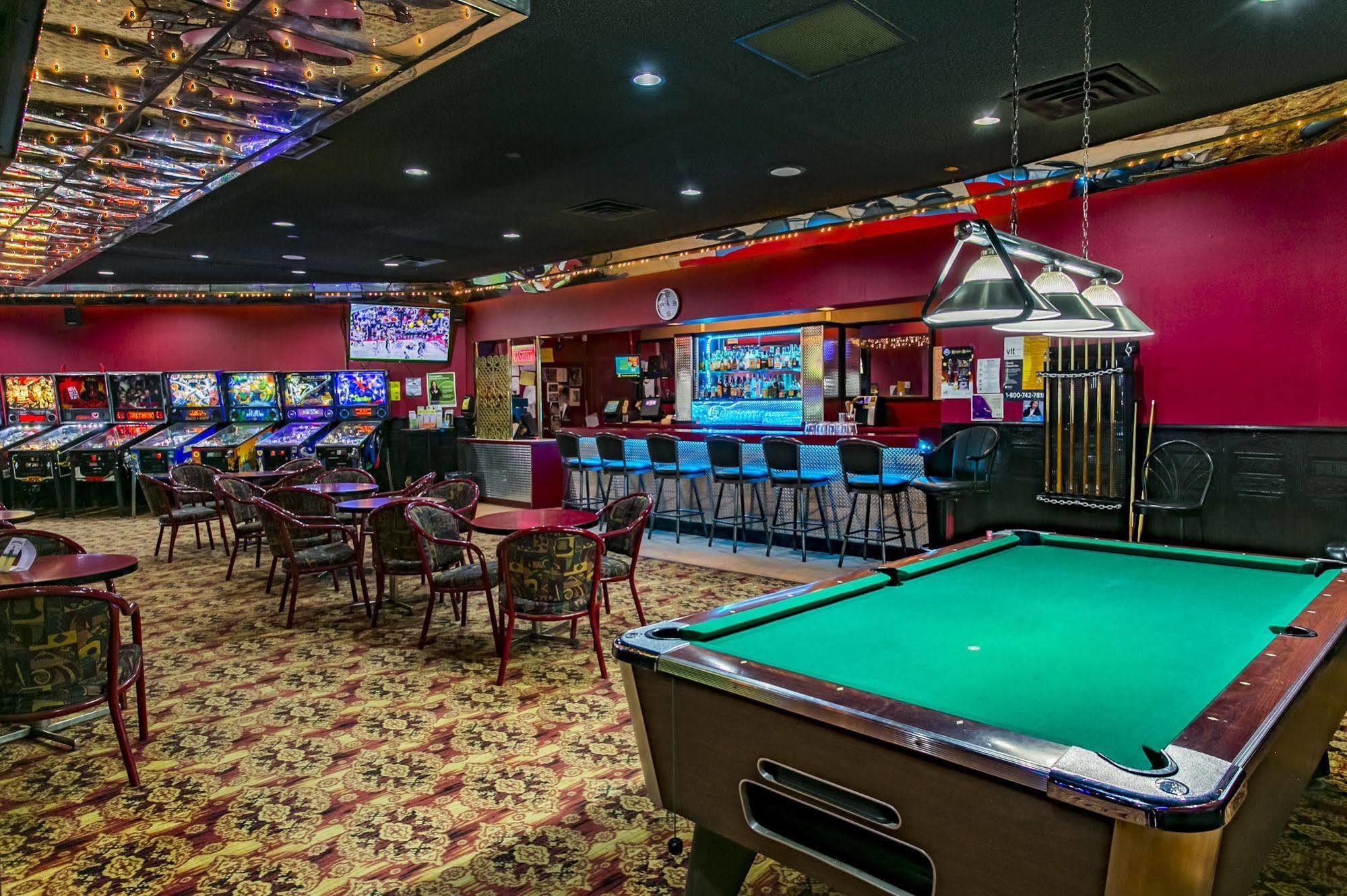 Ramada By Wyndham Edmonton Yellowhead Nw Luaran gambar